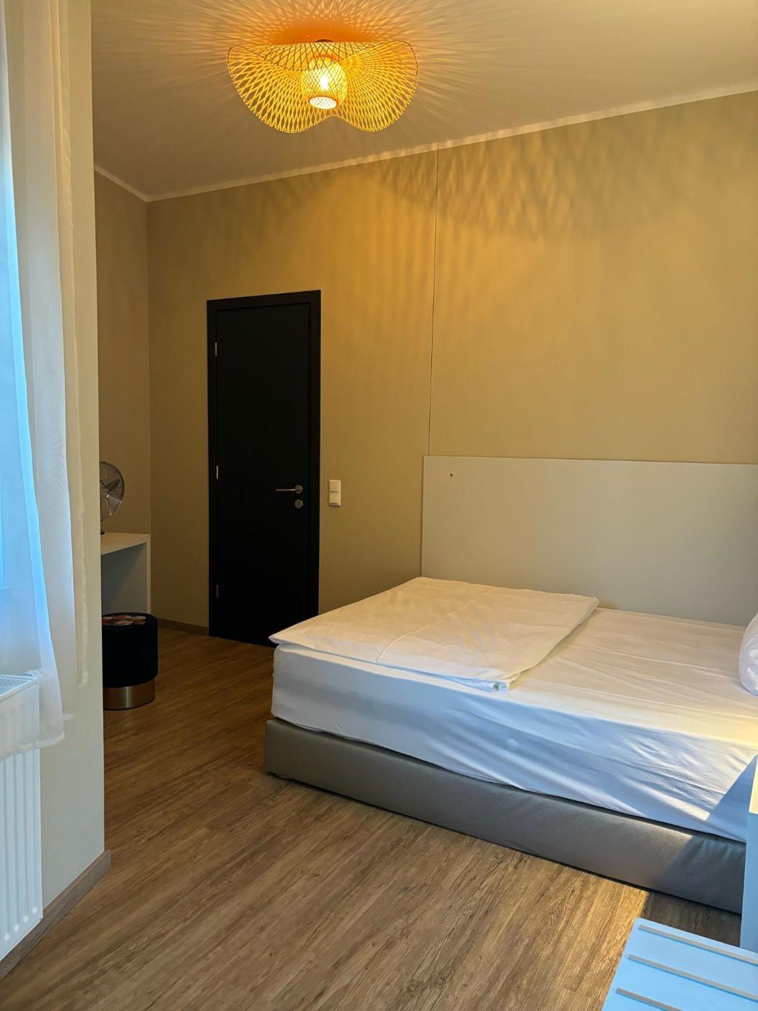 Hotel Athen Kelsterbach Exterior foto